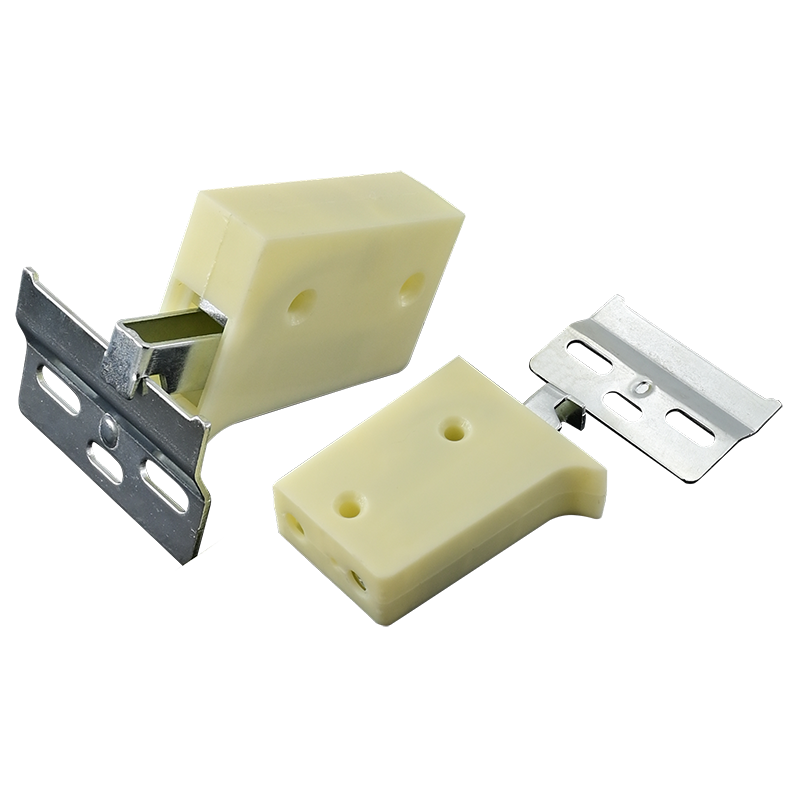Cabinet hanger